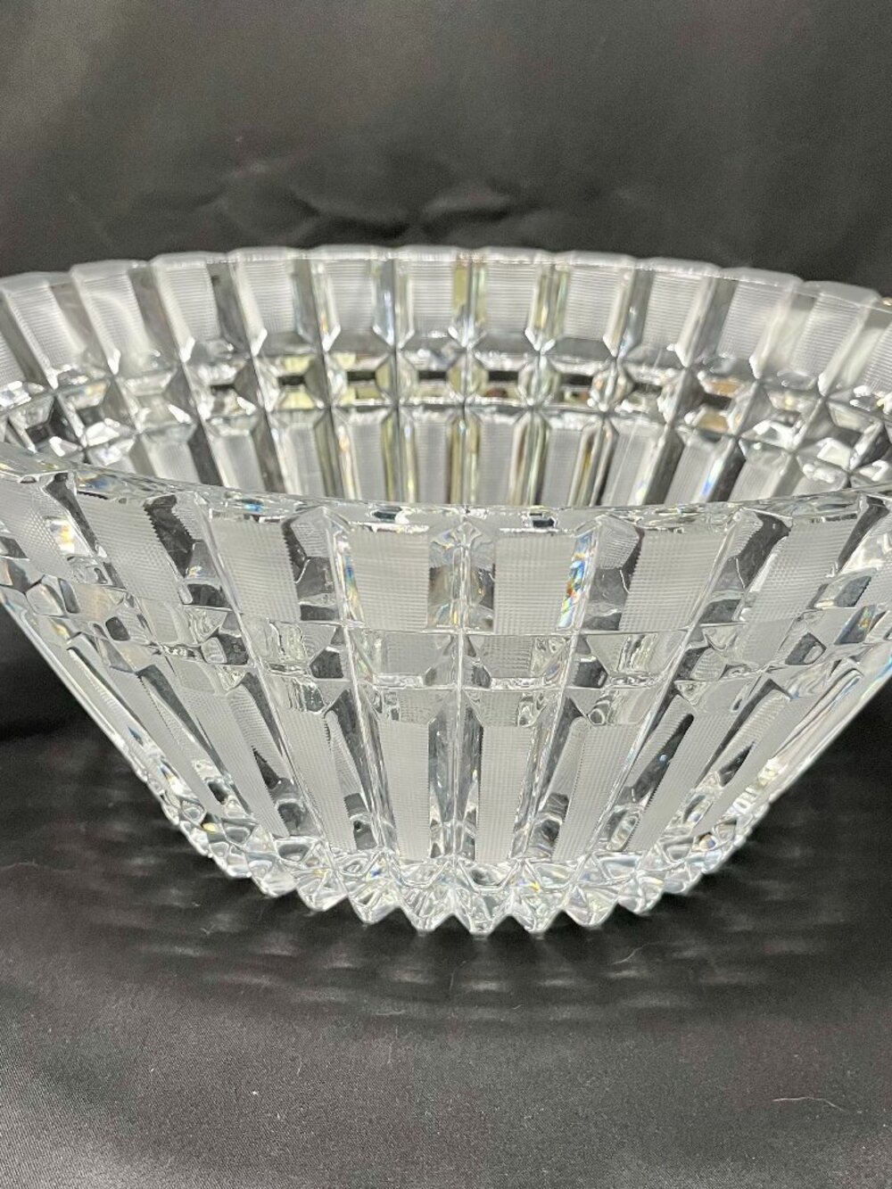 Stunning Vtg American Cut Crystal (ACC) Hand-Cut Lead Crystal Centerpiece Bowk